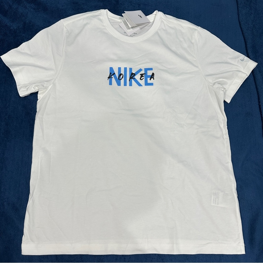 NWT ASIAN SIZE - XL. Fits Like Large Exclusive Authentic Nike Korea Shirt